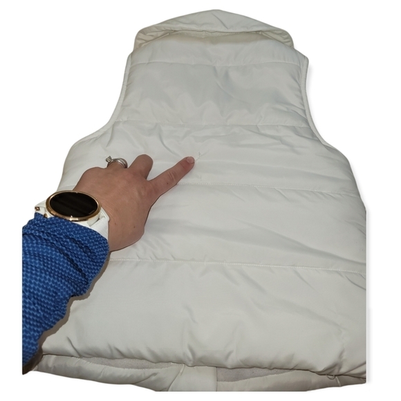 Janie and Jack white Girl's puffer vest size 4-5 - Picture 5 of 6